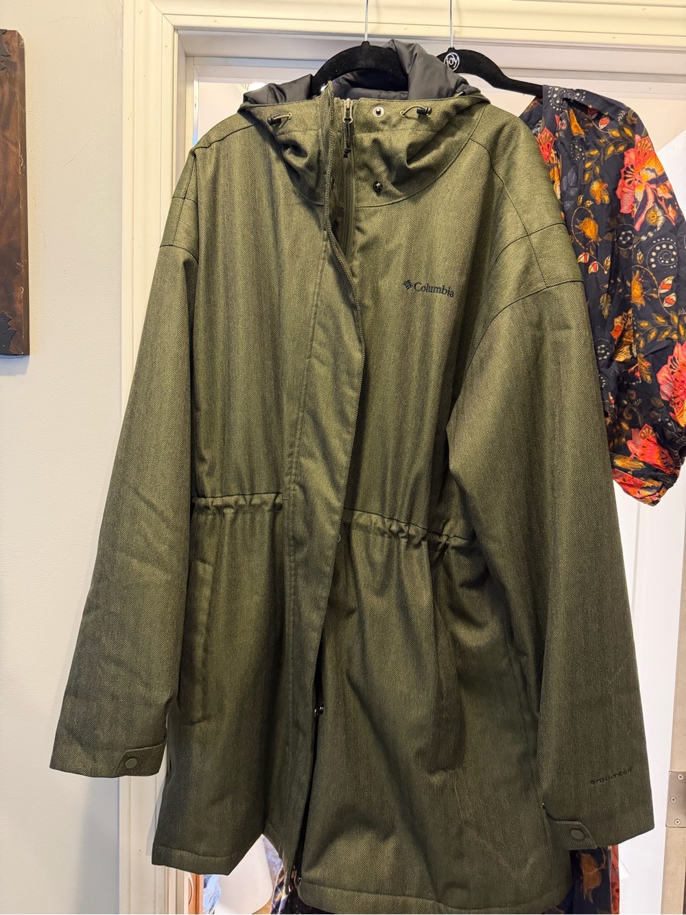 Women’s Columbia jacket